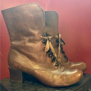 BORN - Boho stylish Lace-up Ankle Boots - Brown - Size 9